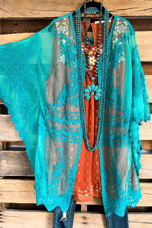 AHB EXCLUSIVE: Finding Perfection Kimono - Aqua