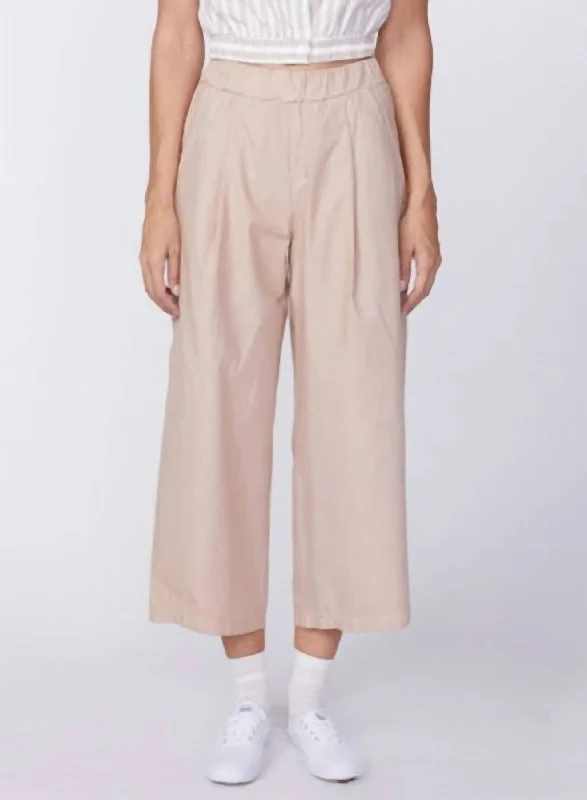 Fine Poplin Cropped Pull On Pant In Beige