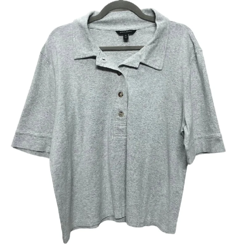 Top Short Sleeve By Banana Republic In Grey, Size: Xl