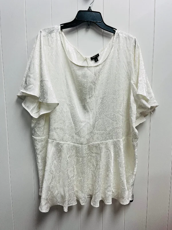 Top Short Sleeve By Torrid In White, Size: 3x